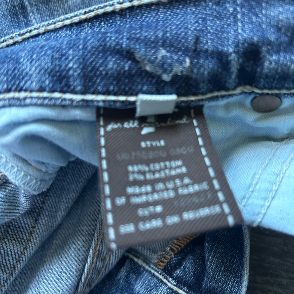 7 for All Mankind woman’s Jeans - Picture 6 of 9